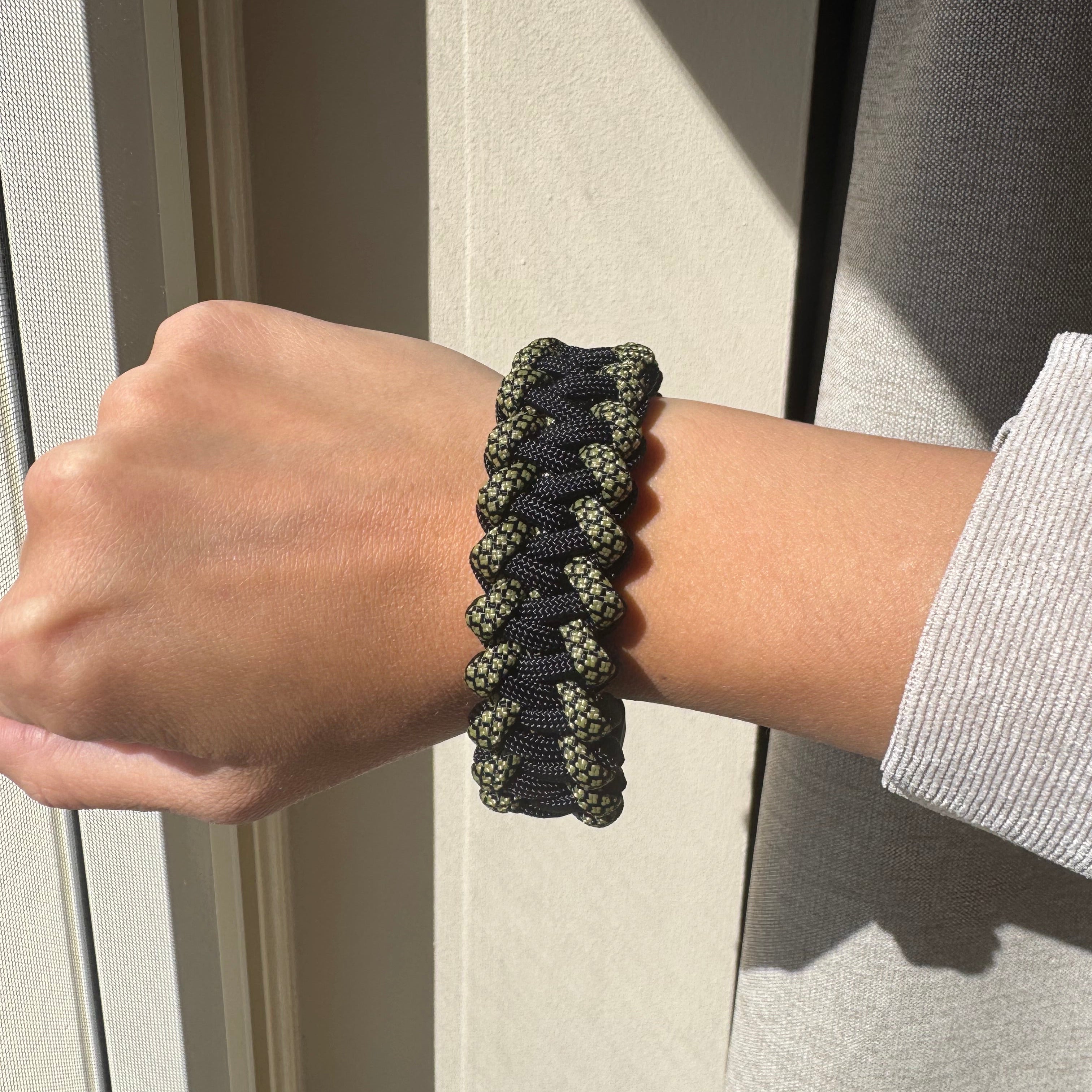 Ontwerp je eigen Armband Shark